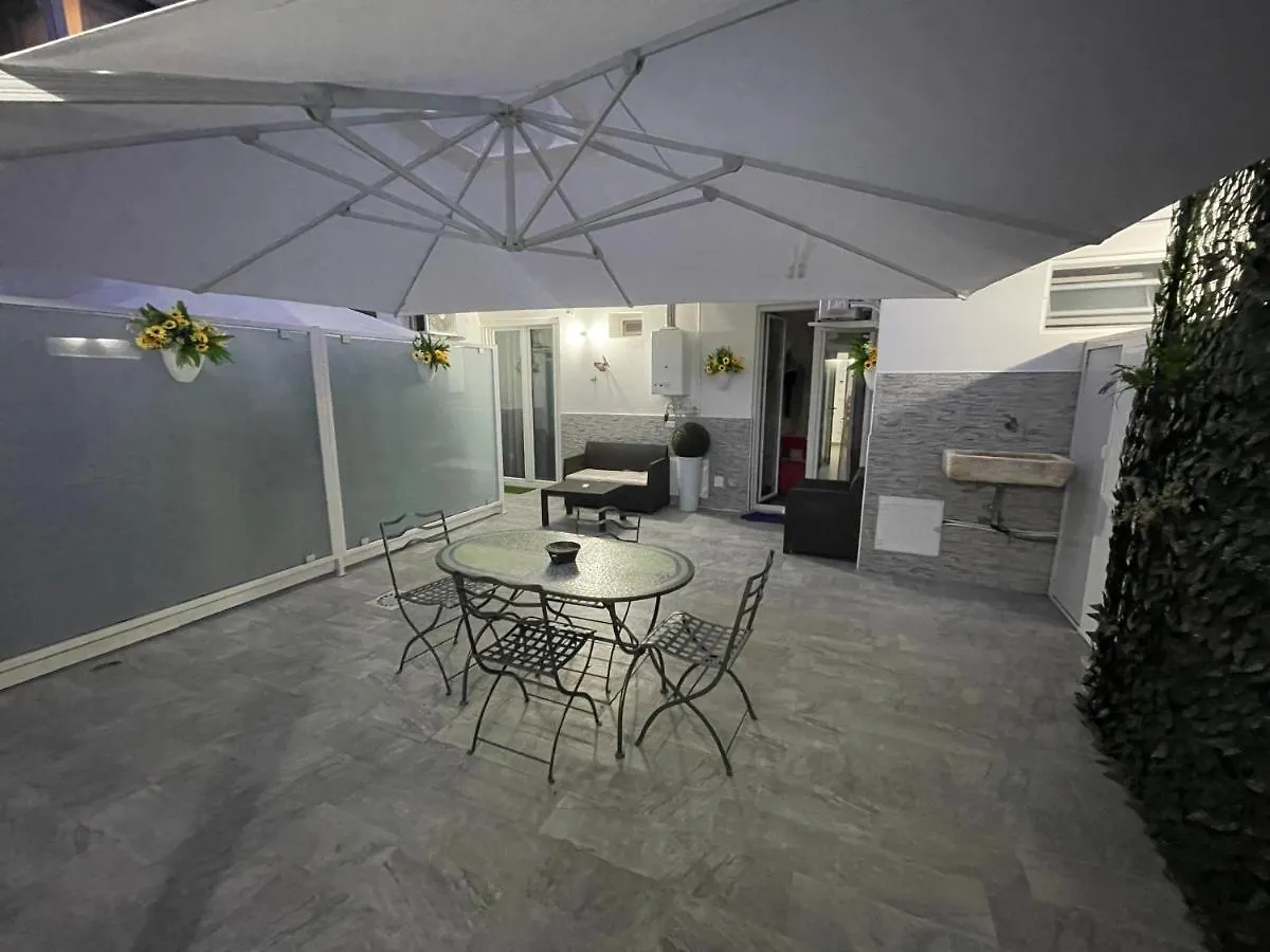 Oda ve Kahvaltı Due Cuori Suite Bari